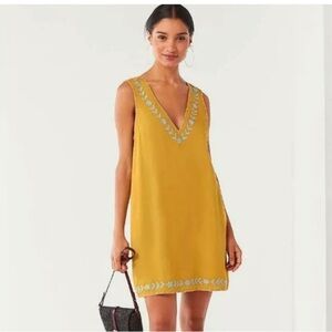 Urban outfitters yellow with blue embroidered floral dress - Size large